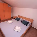 Ezra Penzion Gradac (Split-Dalmatia)