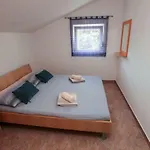 Ezra Penzion Gradac (Split-Dalmatia)