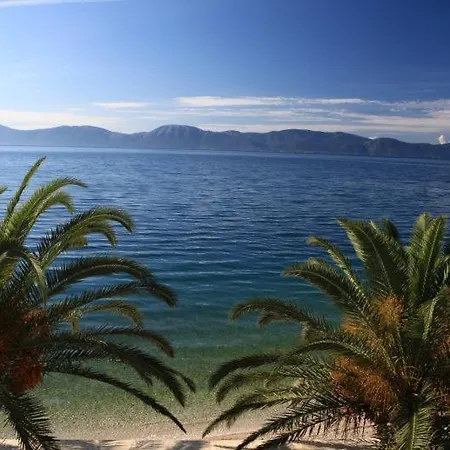 بيت ضيافة Ezra غراداك