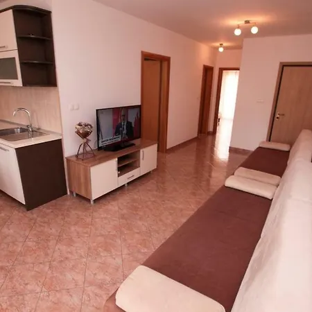 Guest house Ezra *