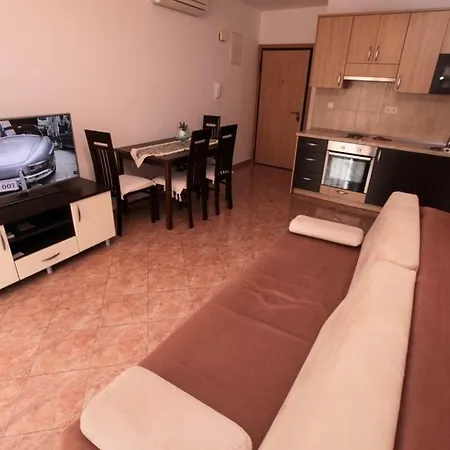 Ezra Pensión Gradac (Split-Dalmatia)