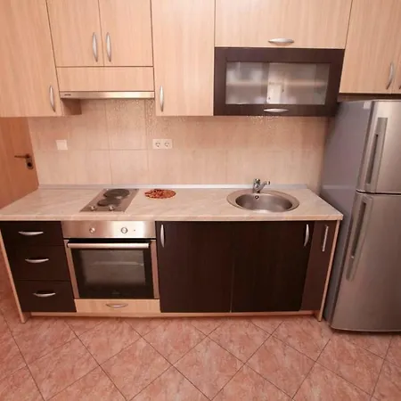 Ezra Guest house *