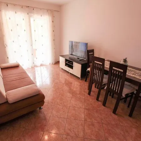Guest house Ezra *