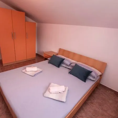 Ezra Casa de hóspedes Gradac (Split-Dalmatia)